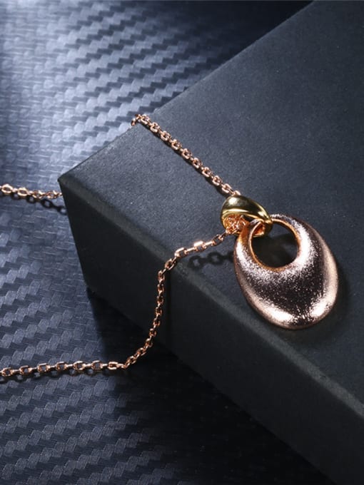 Rose Gold Exquisite Roe Gold Plated Scrub Necklace