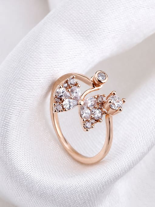 OUXI 18K Rose Gold Leaf-shaped Zircon Cocktail Ring 2