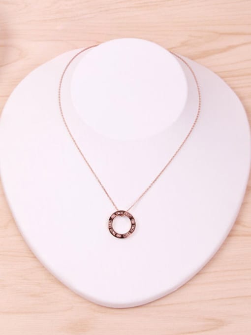 GROSE Round Pendant Fashion Clavicle Necklace 0