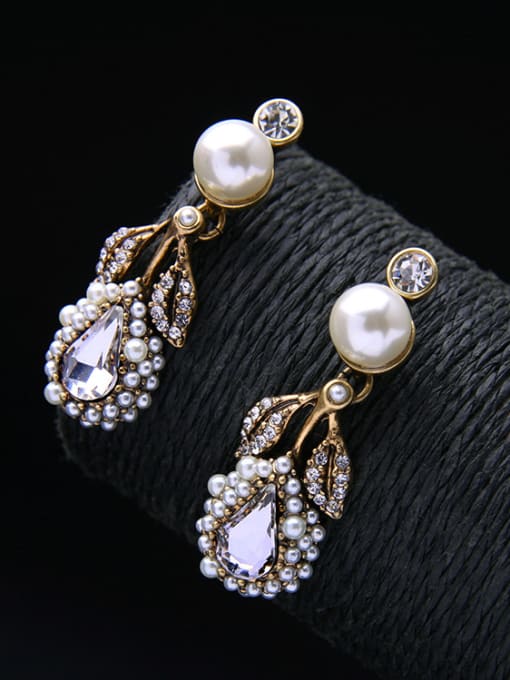 KM Retro Noble Artificial Pearls Drop Chandelier earring 2