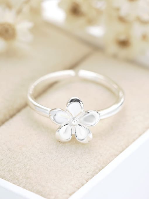 kwan Sweet Temperament Smooth Flower Silver Opening Ring 1