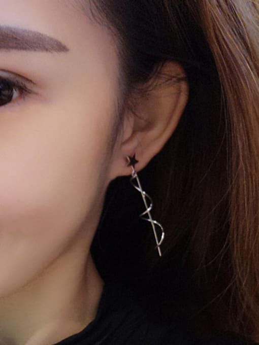 Peng Yuan Fashion Star Wave Line Silver Earrings 1