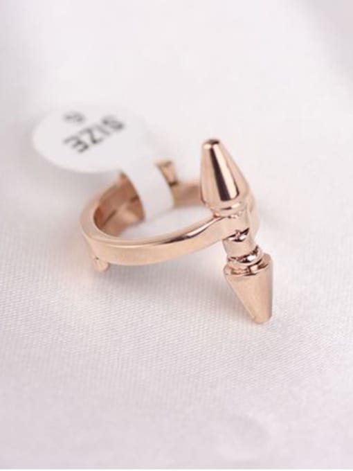 GROSE Pointed Arrow Rose Gold Plated Ring 0