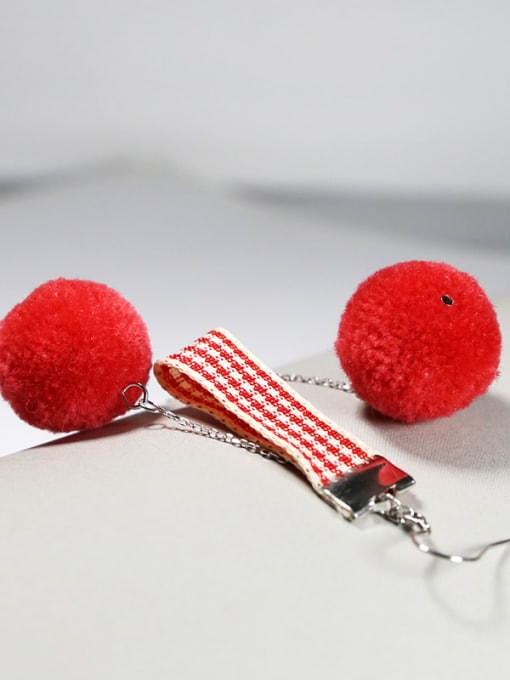 Peng Yuan Personalized Red Fluffy Balls Asymmetrical 925 silver Drop Earrings 3