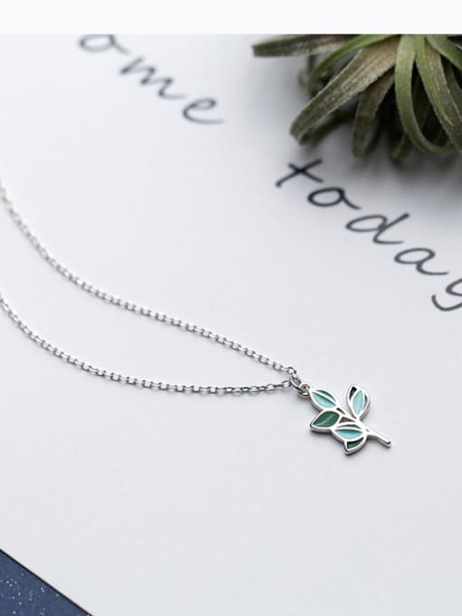 Rosh Fresh Green Leaf Shaped Glue S925 Silver Necklace 2