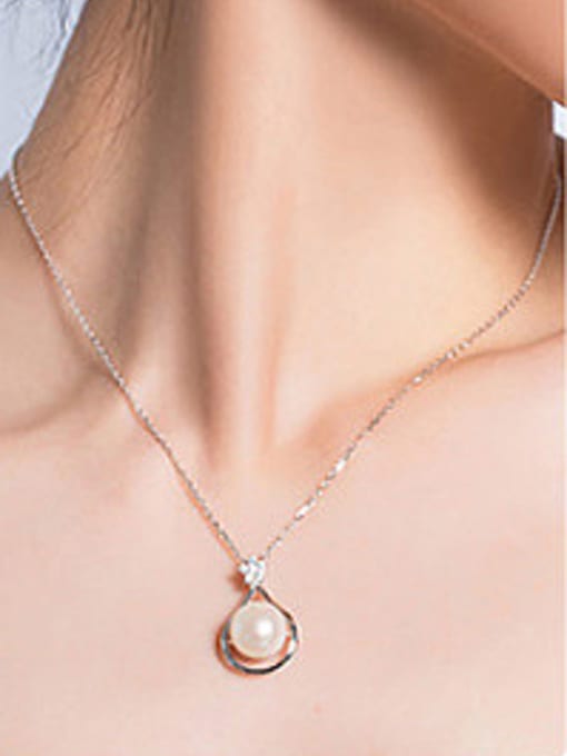 EVITA PERONI Freshwater Pearl Flower Water Drop shaped Necklace 1
