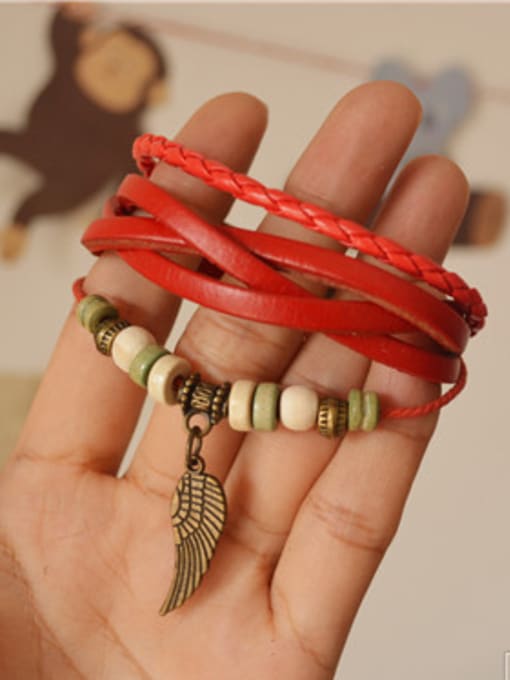 Red Retro Unisex Cownhide Leather Bracelet