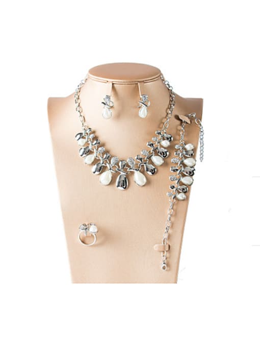 White Water Drop Artificial Crystals Four Pieces Jewelry Set