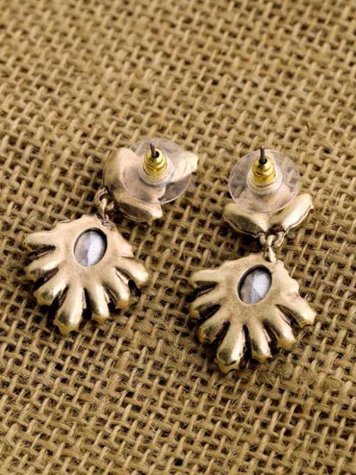 KM Retro Luxury Rhinestones Drop Cluster earring 2