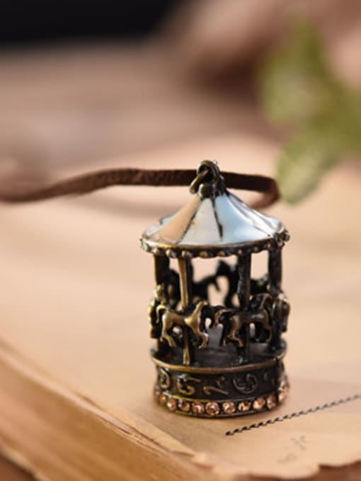 Dandelion Women Exquisite Carousel Shaped Necklace 0