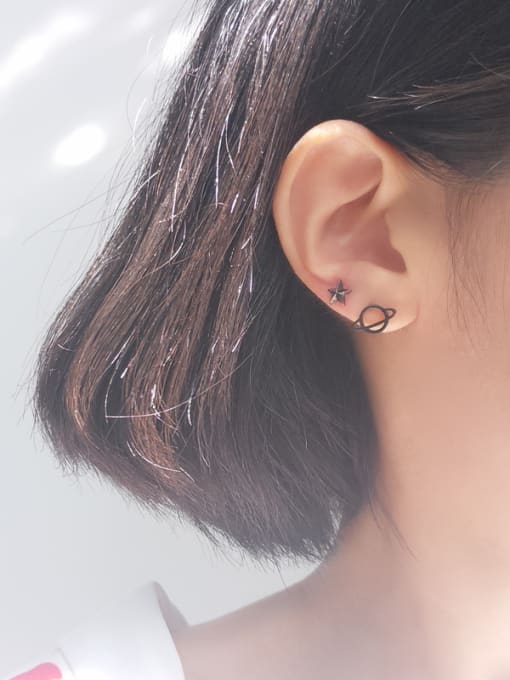 Peng Yuan Asymmetrical Tiny Black Planet Star 925 Silver Stud Earrings 1