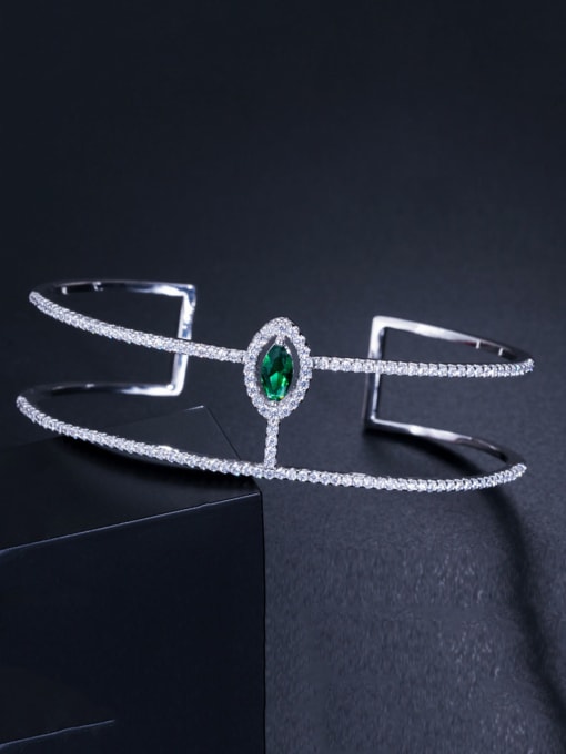 green Copper With Cubic Zirconia Simplistic atmosphere Oval Bangles