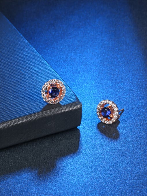 Rose Gold Exquisite Round Shaped Zircon Stud Earrings