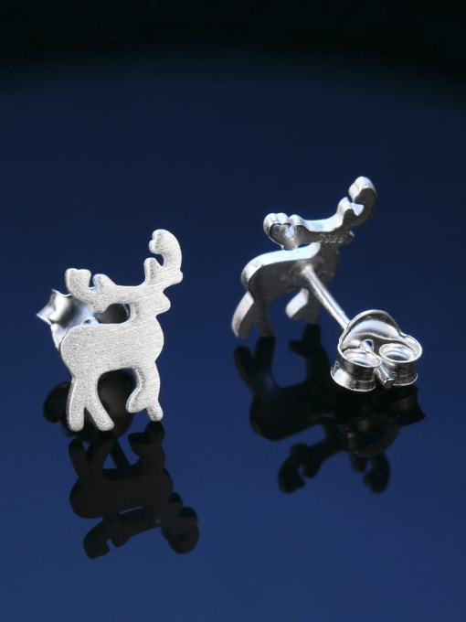 ZK Simple Tiny Deer 925 Sterling Silver Stud Earrings 1