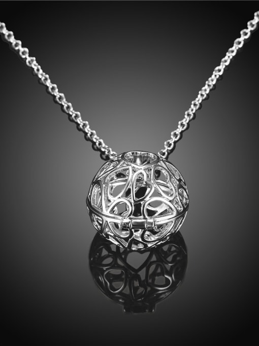 Ronaldo Exquisite Platinum Plated Ball Shaped Pendant 2