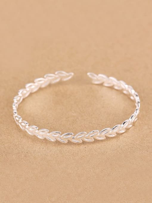 Peng Yuan Hollow Leaves Opening Bangle 0