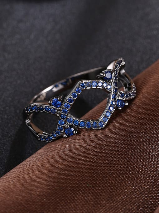 OUXI Personalized Blue Zircon Geometrical Ring 2