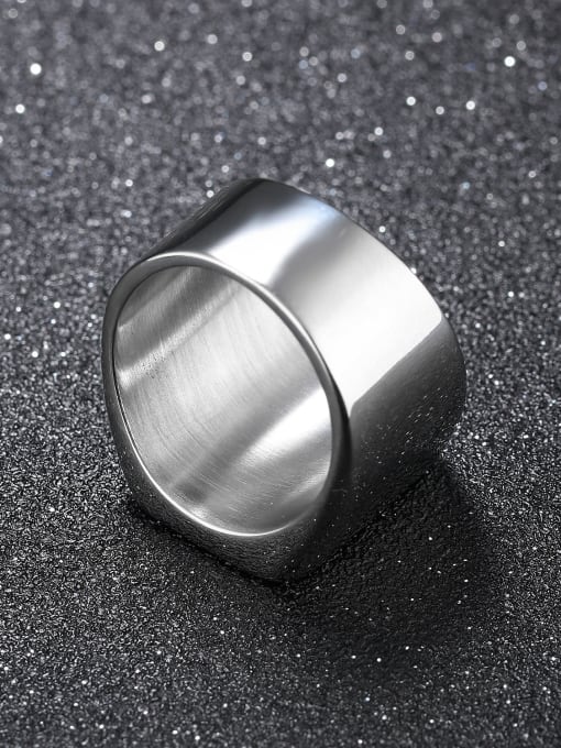 Open Sky Simple Exaggerated Smooth Titanium Ring 3