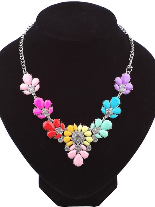 multi-color Fashion Resin-sticking Flowers White Rhinestones Alloy Necklace