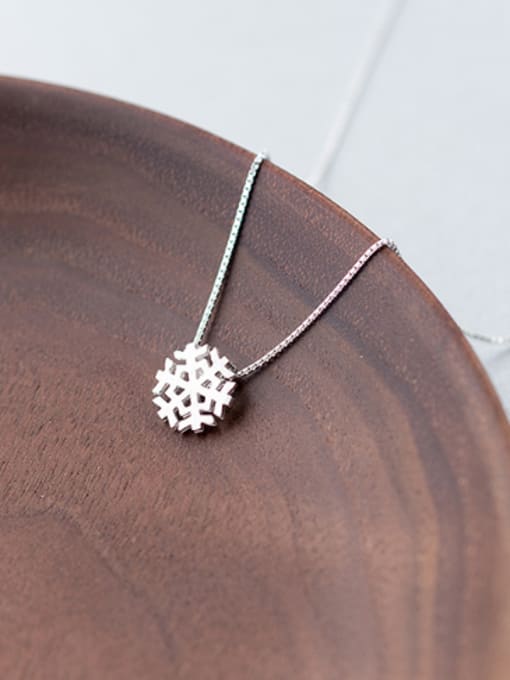Rosh S925 silver small snow necklace 2