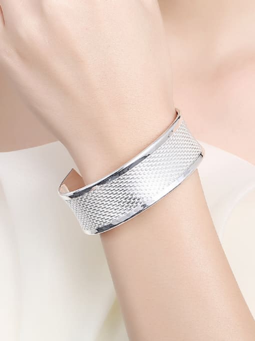 OUXI Simple Silver Plated Opening Bangle 1