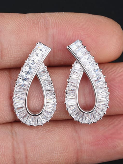 Qing Xing European and American New ladder Zircon Cluster earring 3