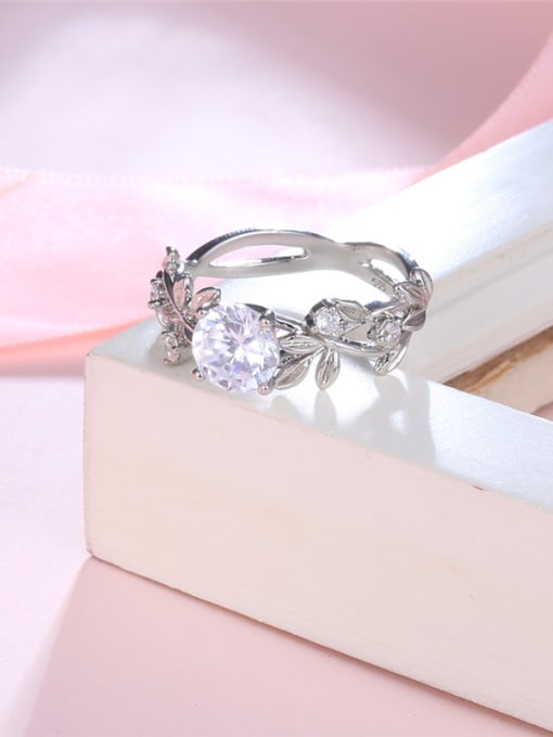 Platinum Delicate Leaf Shaped Glass Women Ring