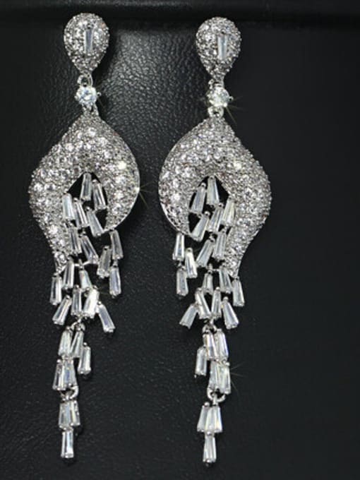 white Luxury Wedding Party Drop Cluster earring