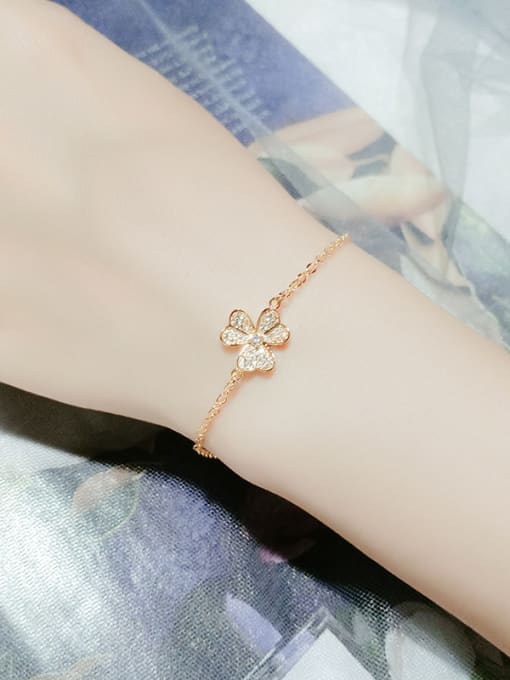 Mo Hai Copper With Cubic Zirconia Simplistic Flower Adjustable  Bracelets 1