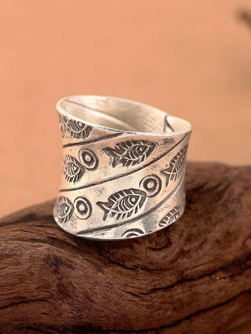 Peng Yuan Personalized Tiny Fishes Silver Ring 1