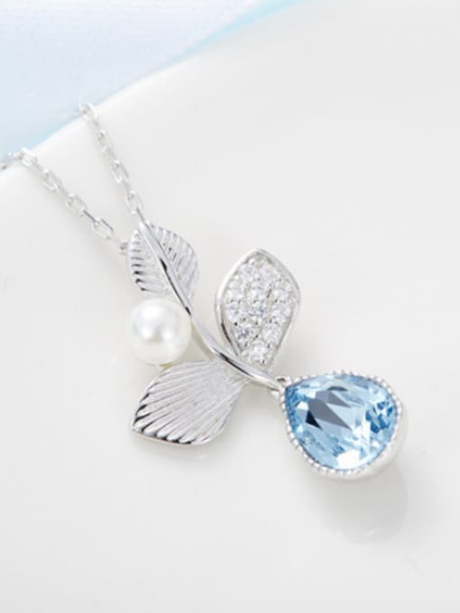 blue Leaf-shaped Pearl Necklace