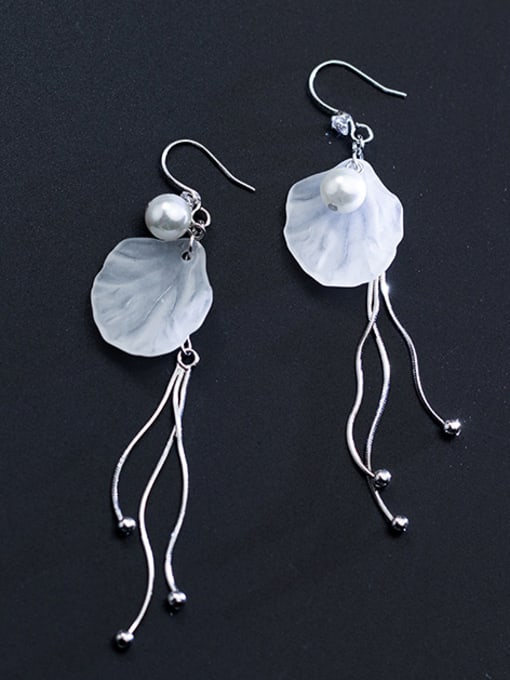Rosh Elegant Shell Shaped Artificial Pearl Tassel Drop Earrings 0