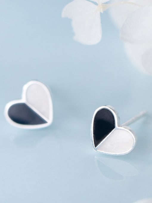 Rosh 925 Sterling Silver With Silver Plated Simplistic Black and White Heart Stud Earrings 2