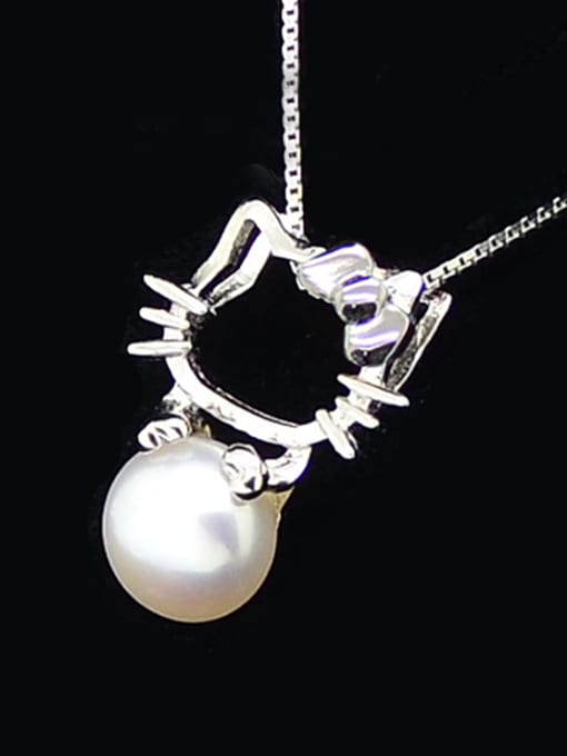 Silver Freshwater Pearl Hollow Kitty Necklace