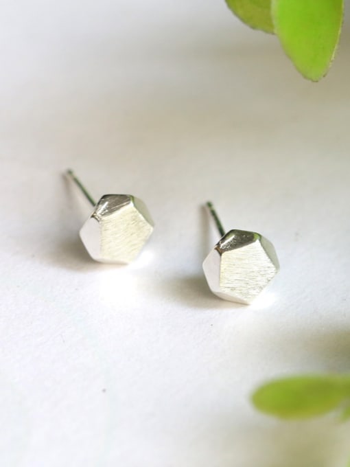 Peng Yuan Simple Tiny Geometrical Silver Stud Earrings 2