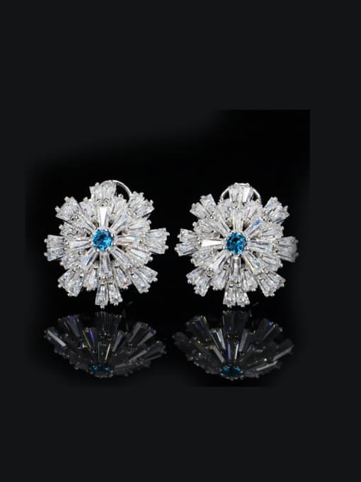 Platinum White Zirconium Snowflake Lovely Stud Cluster earring