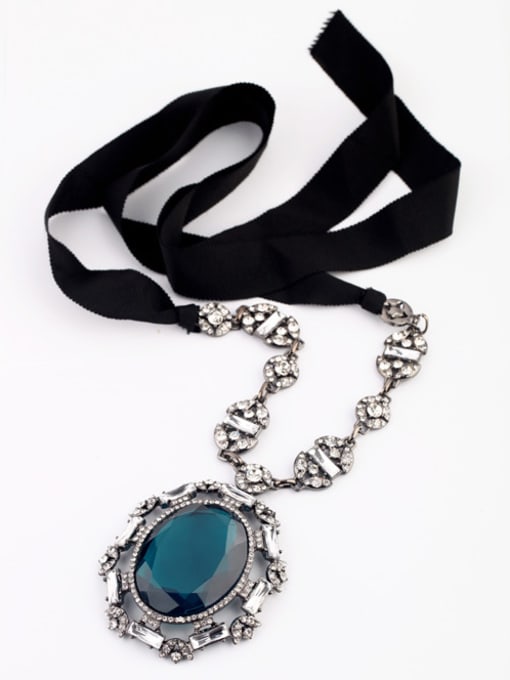 Blue Fashionable Stones Ribbons Alloy Necklace