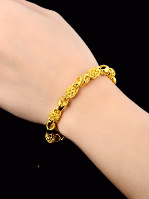 Yi Heng Da Adjustable 24K Gold Plated Locket Shaped Bracelet 1