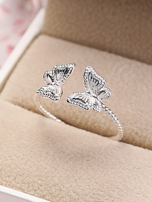 kwan Double Butterfly Shaped Creative Opening Ring 1