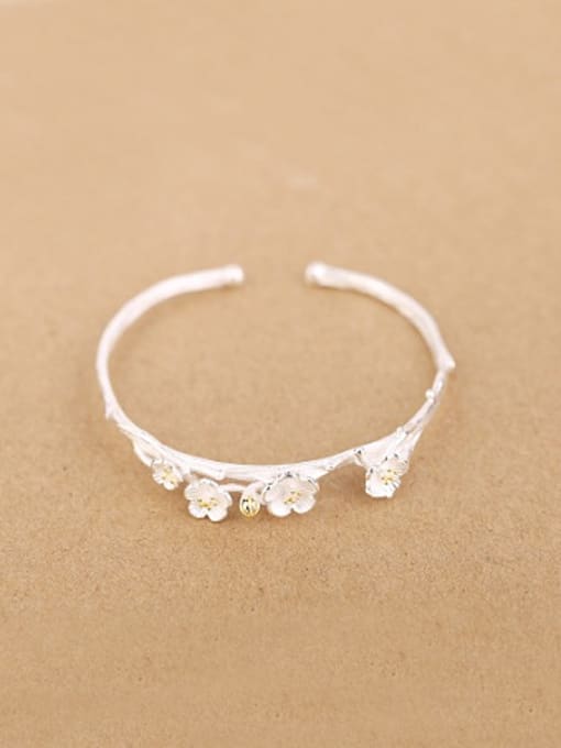 Peng Yuan Elegant Flowery Opening Bangle 0