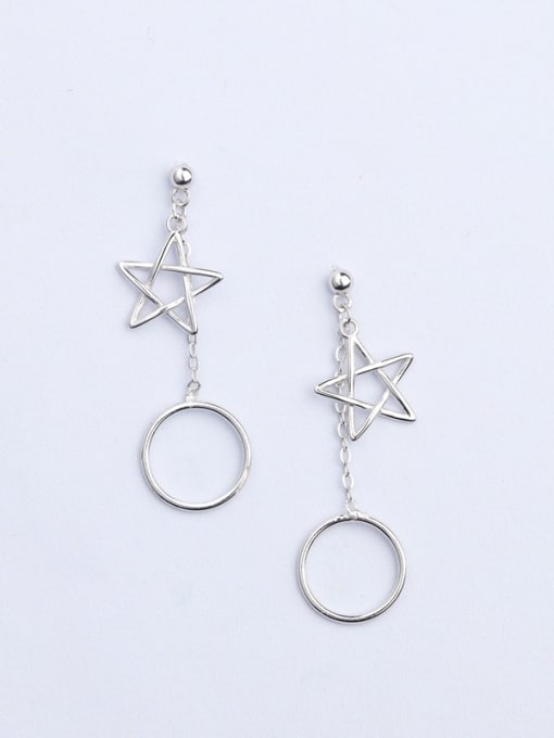 One Silver Star And Round Shaped Stud Earrings