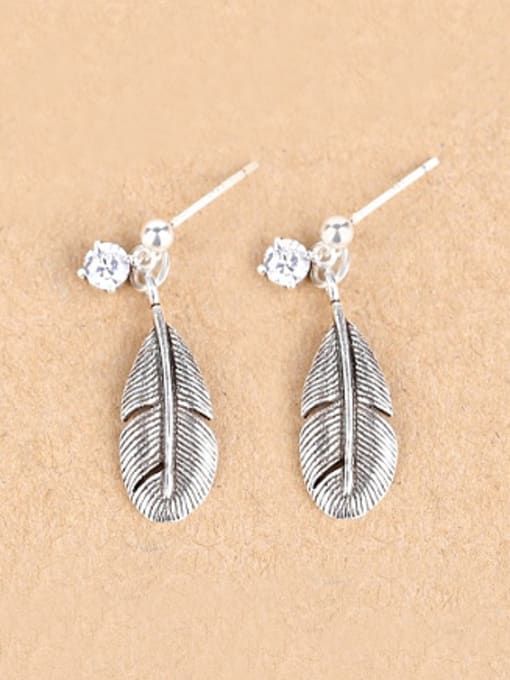 Peng Yuan Little Feather Zircon Silver drop earring 0