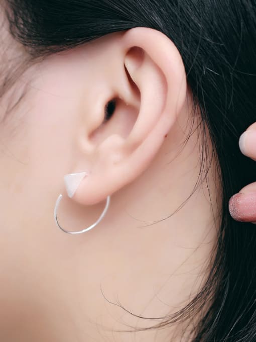 Peng Yuan Simple Little Triangle Round Stud Earrings 1