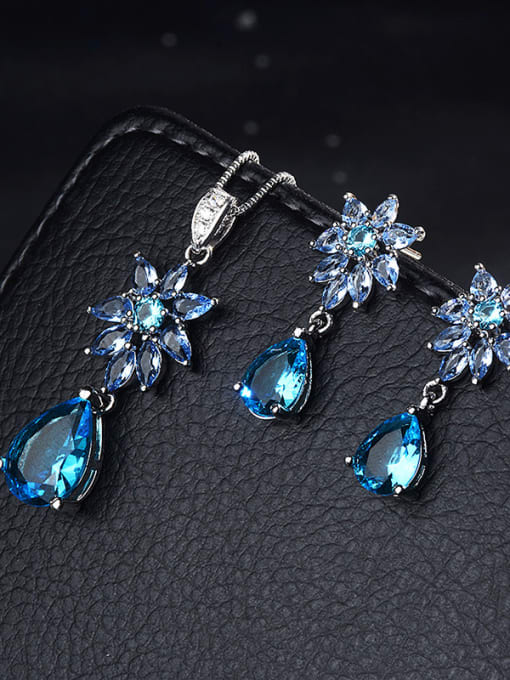 blue Copper With Platinum Plated Classic Flower 2 Piece Jewelry Set