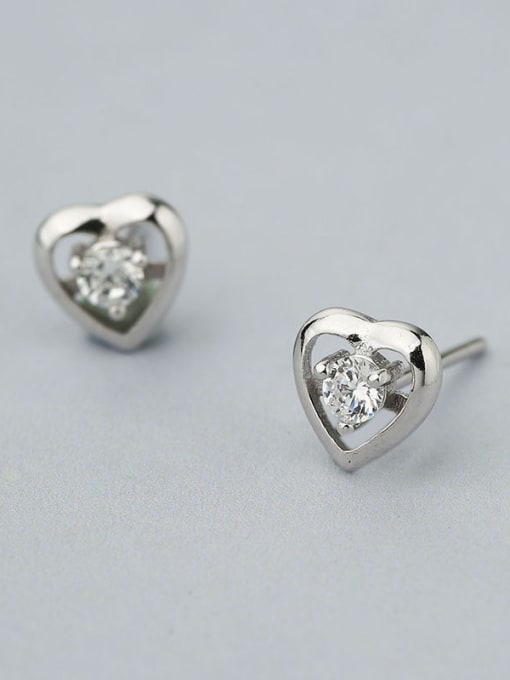 One Silver 925 Silver Heart Shaped stud Earring 3