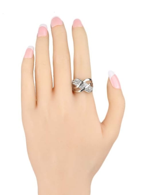 Gujin Fashion White Crystals Plating Alloy Ring 1