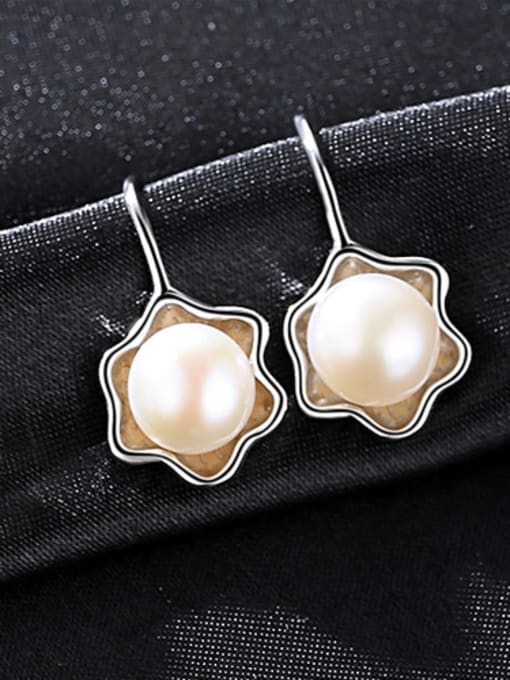 White Pure silver flower natural freshwater pearl earnail