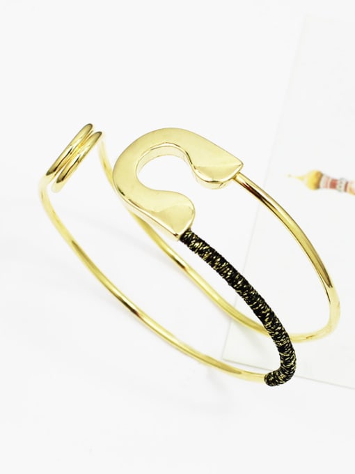 A Double Layer Hollow Round Shaped Wrap Bangle
