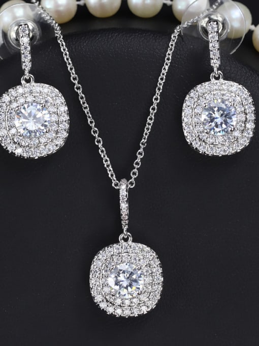White Color Crystal Fashion Jewelry Set