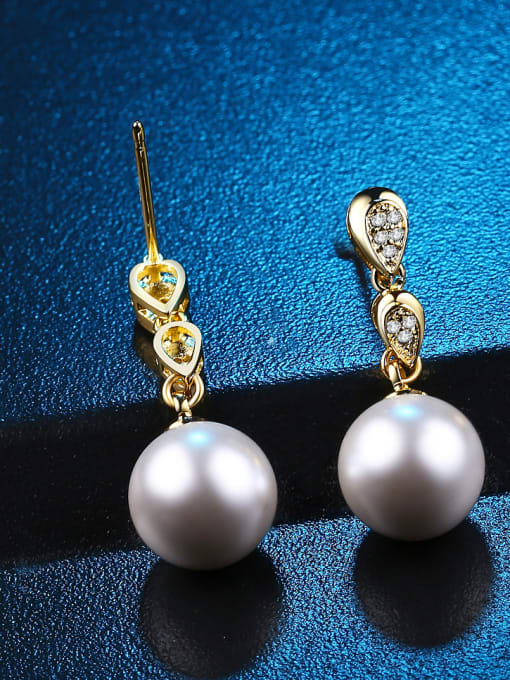 Ya Heng Fashion Shell Pearls Zircons Drop Earrings 1